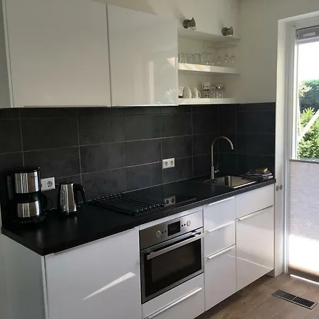 La Tulipe Apartment *